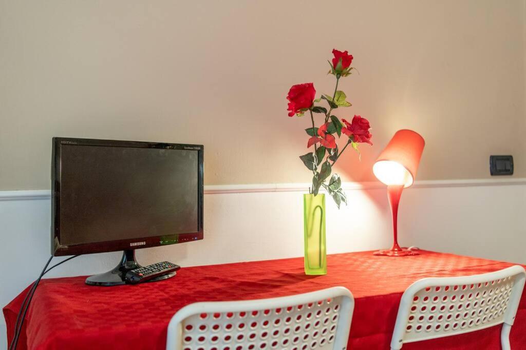 Terrazze Italiane City Center - Red Apartment Verona Ngoại thất bức ảnh